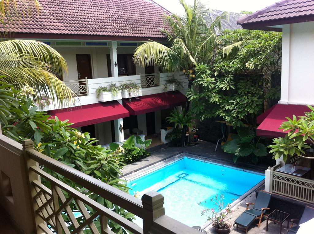 Hotel Indah Palace Yogyakarta Exterior foto
