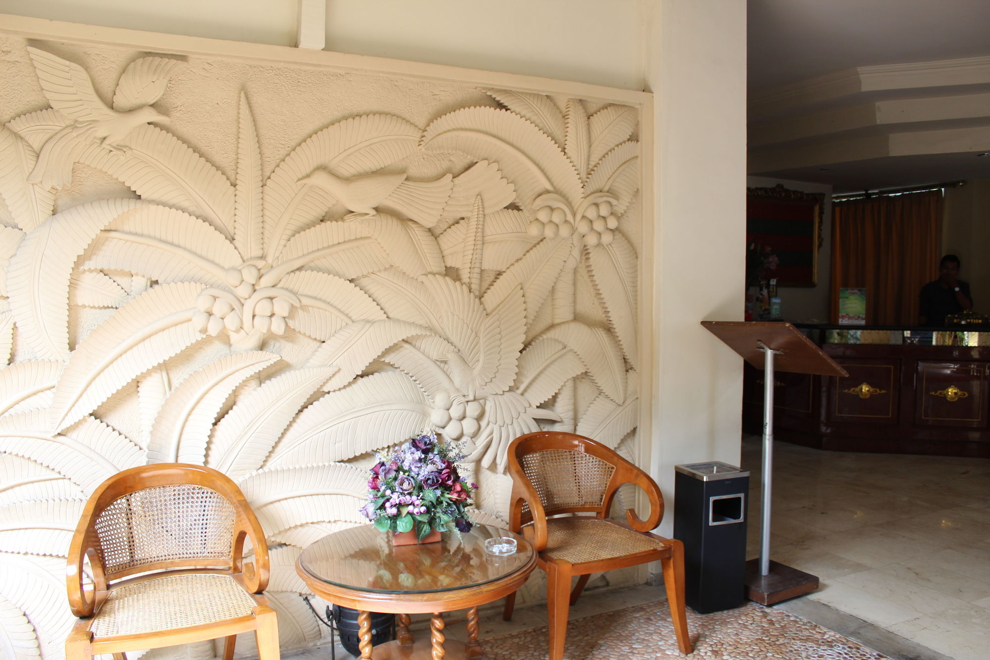 Hotel Indah Palace Yogyakarta Exterior foto